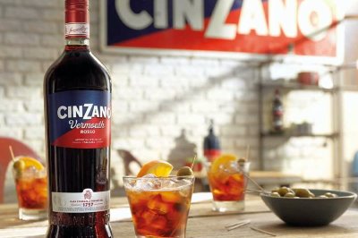 Il gruppo Caffo rileva il polo Giordano Vini: a Valle Talloria rinasce il marchio Cinzano